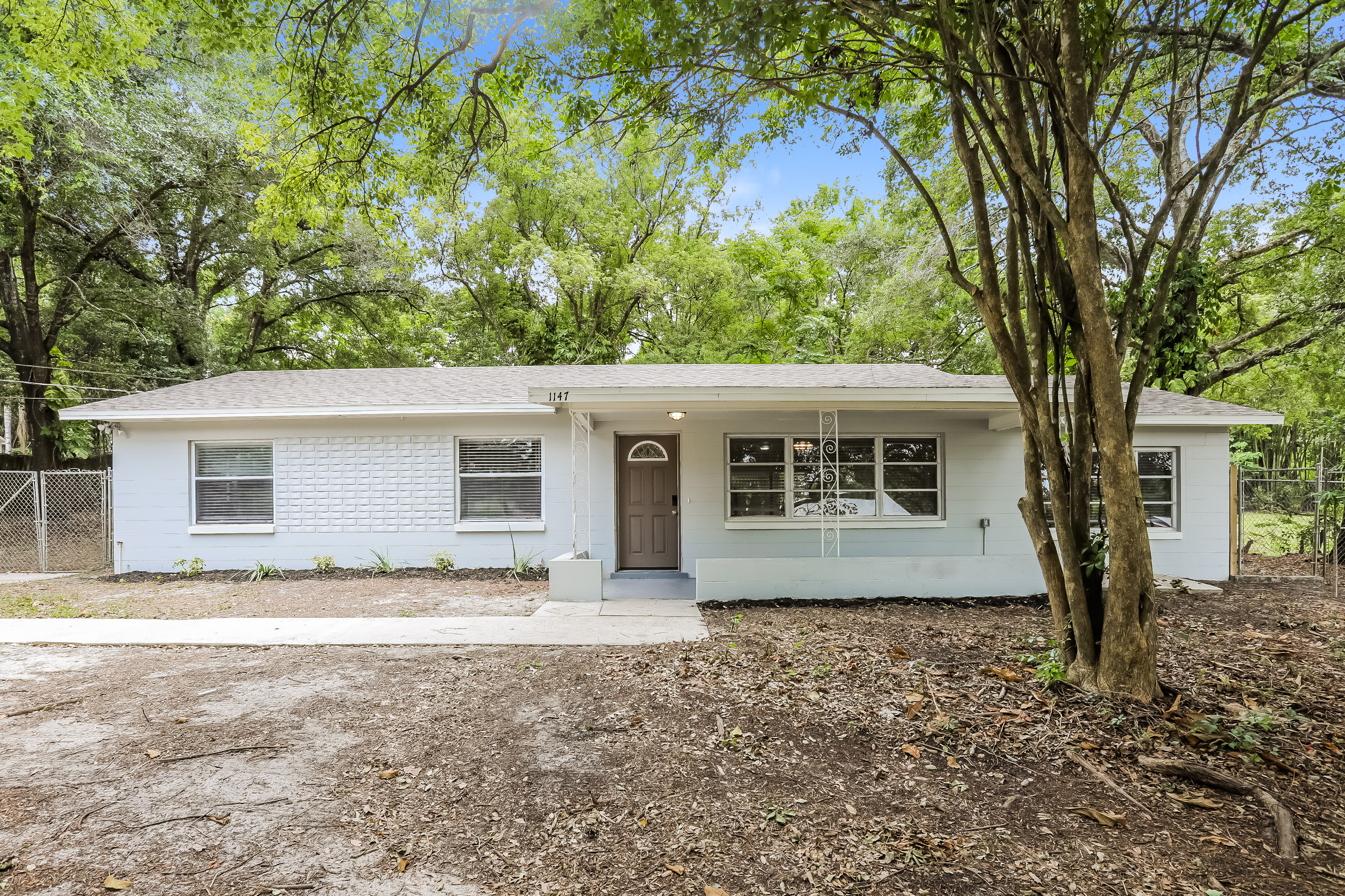 1147 MAGNOLIA ALTAMONTE SPRINGS, FL 32714